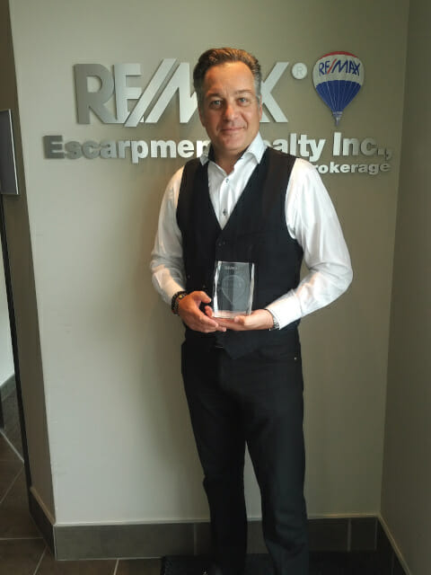 Frank LifeTime Achievment Award for REMAX